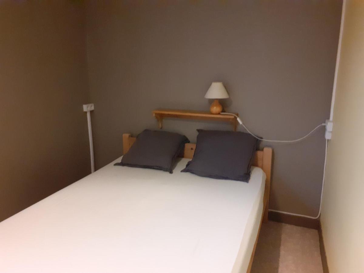 Les Repaires Hotel Nans-sous-Sainte-Anne Luaran gambar