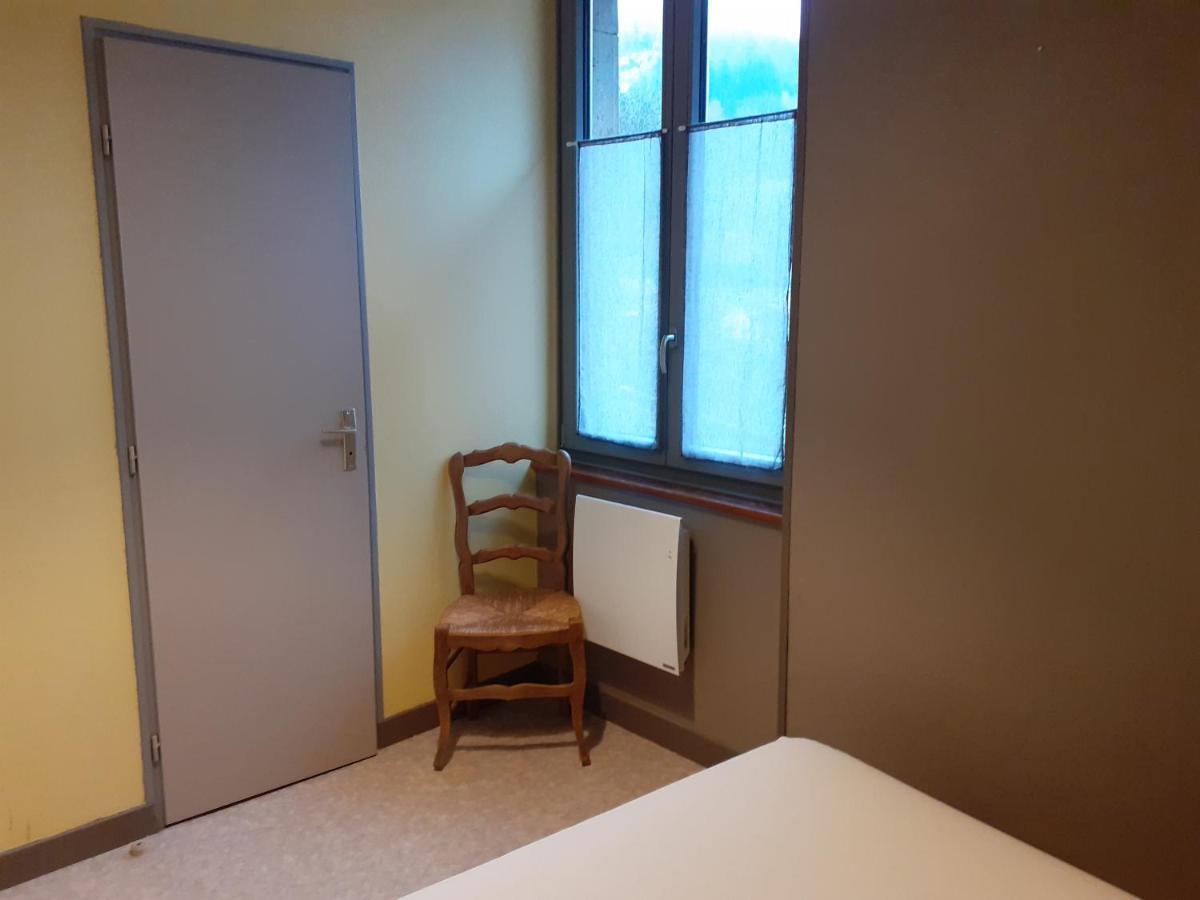 Les Repaires Hotel Nans-sous-Sainte-Anne Luaran gambar