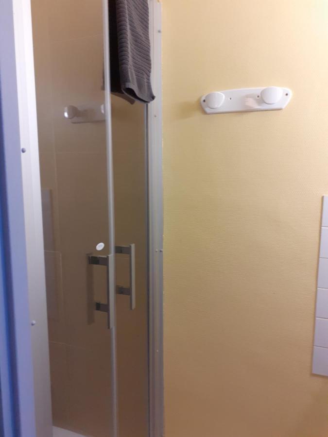 Les Repaires Hotel Nans-sous-Sainte-Anne Luaran gambar