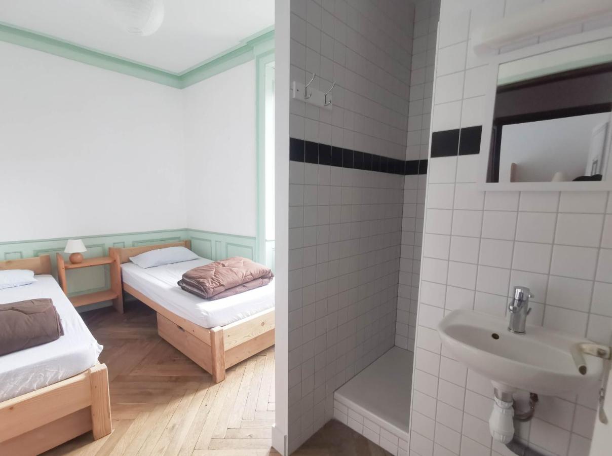 Les Repaires Hotel Nans-sous-Sainte-Anne Luaran gambar